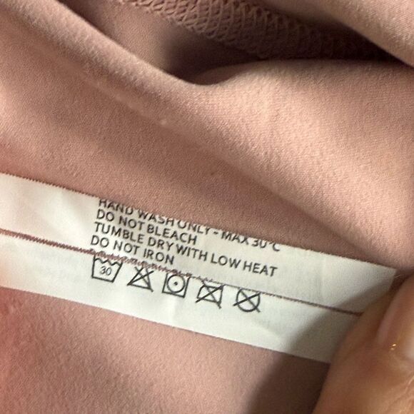 Alo 7/8 High Waist Pink Leggings. Size S (4-6). - Picture 4 of 5